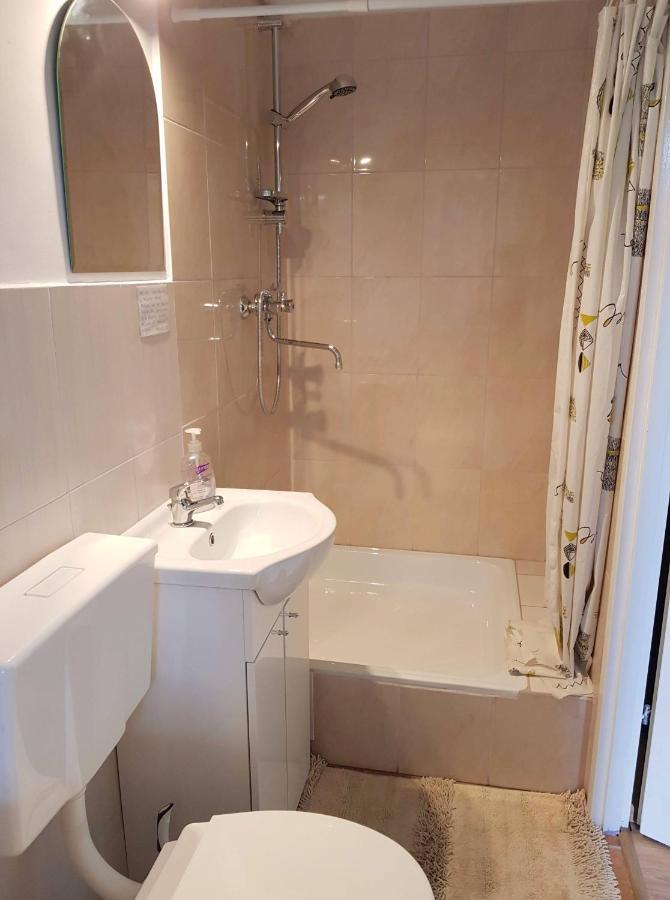 Jasmin Appartement Budry Buitenkant foto